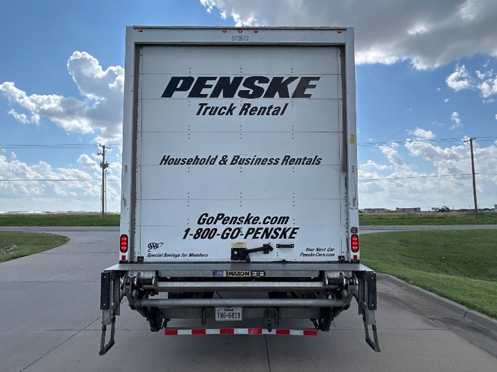 Medium Duty Box Truck-Light and Medium Duty Trucks-International-2021-MV607-Wichita-KS-197,442\n\t\tmiles-$ 52,500 - Image 7