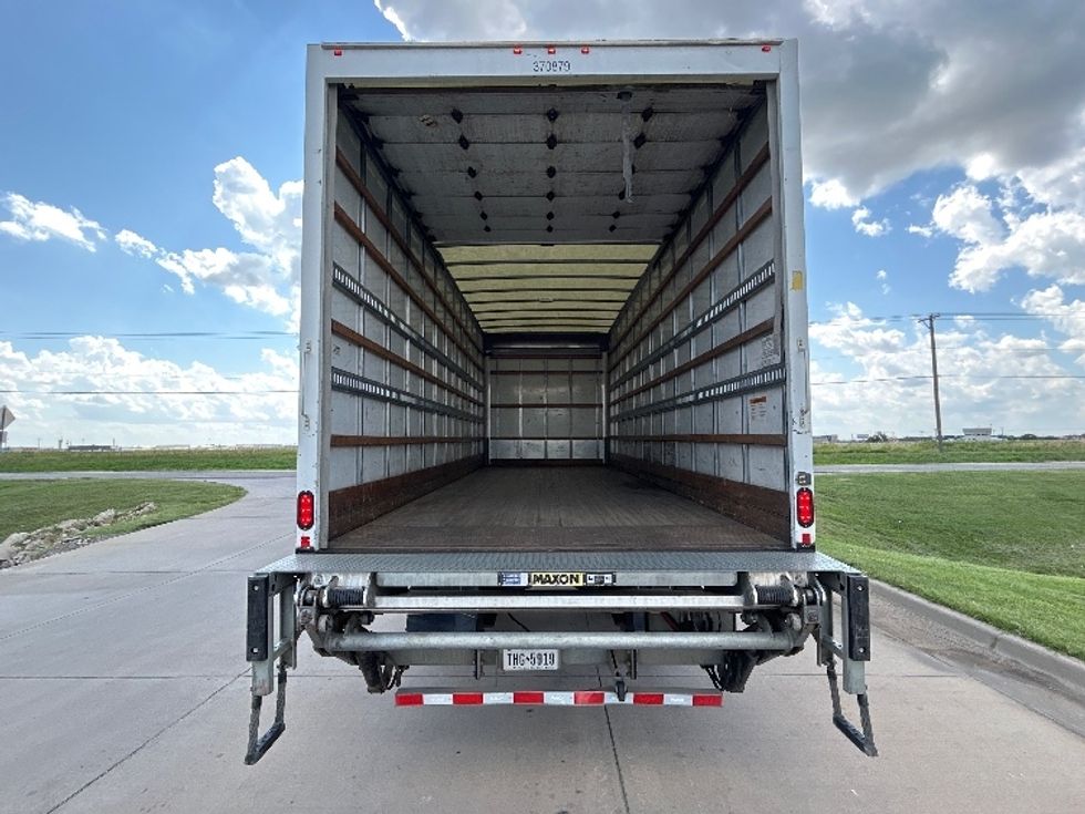 Medium Duty Box Truck-Light and Medium Duty Trucks-International-2021-MV607-Wichita-KS-197,442\n\t\tmiles-$ 52,500 - Image 8