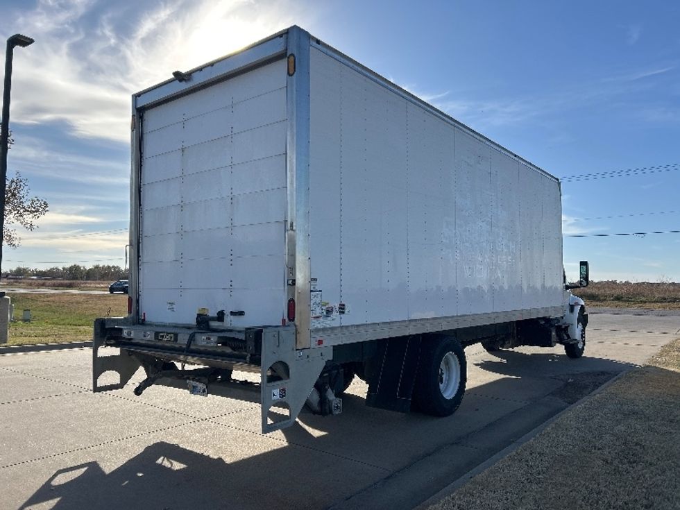 Medium Duty Box Truck-Light and Medium Duty Trucks-International-2021-MV607-Wichita-KS-221,203\n\t\tmiles-$ 46,500 - Image 13