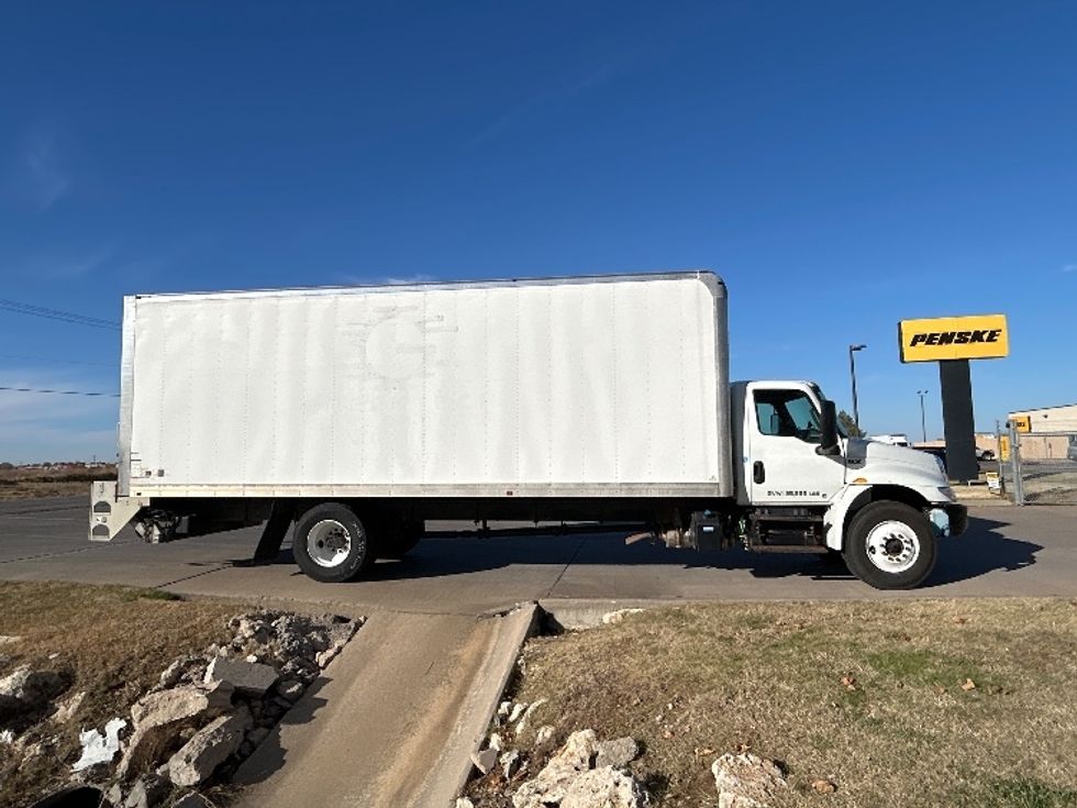 Medium Duty Box Truck-Light and Medium Duty Trucks-International-2021-MV607-Wichita-KS-221,203\n\t\tmiles-$ 46,500 - Image 15