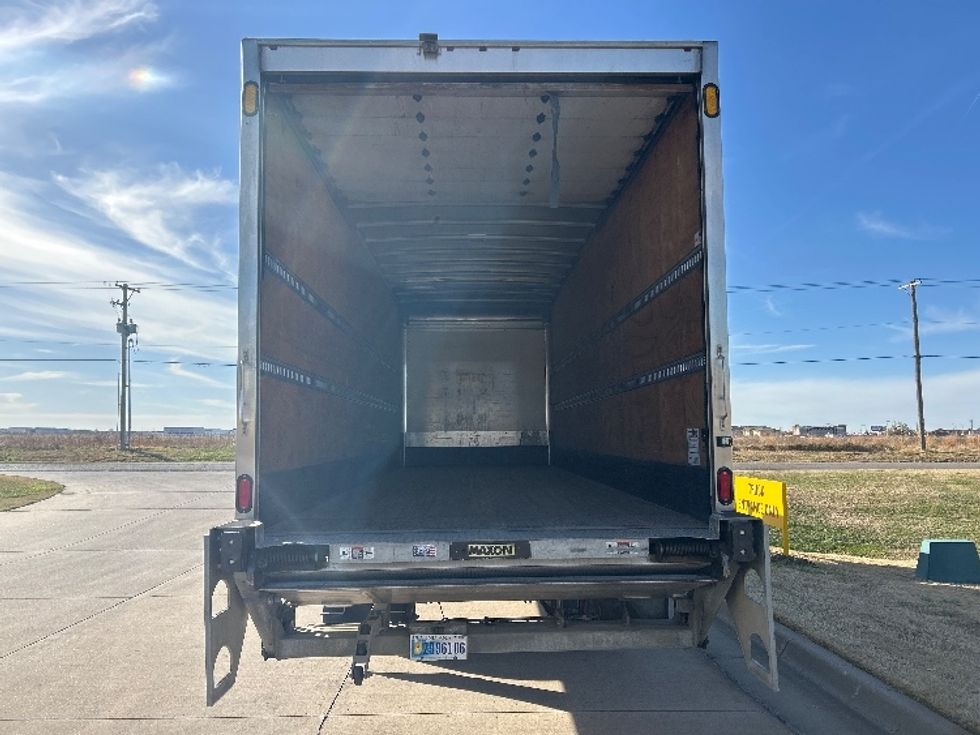 Medium Duty Box Truck-Light and Medium Duty Trucks-International-2021-MV607-Wichita-KS-221,203\n\t\tmiles-$ 46,500 - Image 8