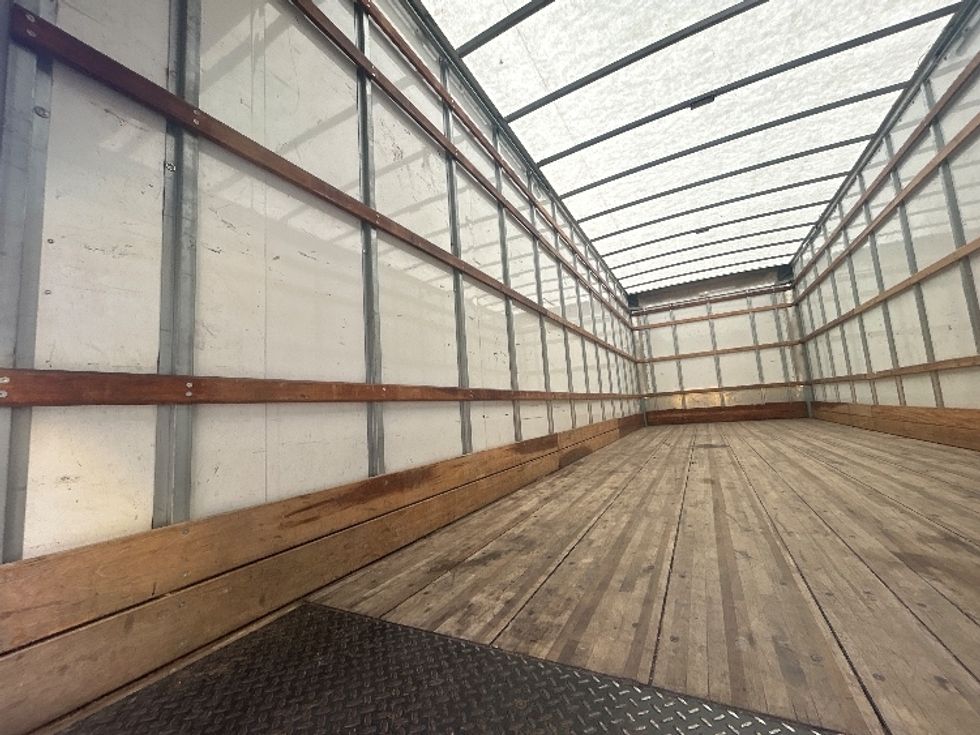 Medium Duty Box Truck-Light and Medium Duty Trucks-International-2021-MV607-Wilsonville-OR-286,045\n\t\tmiles-$ 28,500 - Image 11