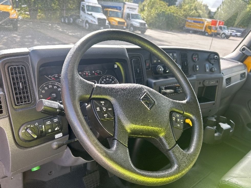 Medium Duty Box Truck-Light and Medium Duty Trucks-International-2021-MV607-Wilsonville-OR-286,045\n\t\tmiles-$ 28,500 - Image 17