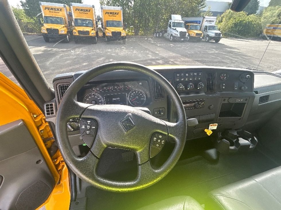 Medium Duty Box Truck-Light and Medium Duty Trucks-International-2021-MV607-Wilsonville-OR-286,045\n\t\tmiles-$ 28,500 - Image 18