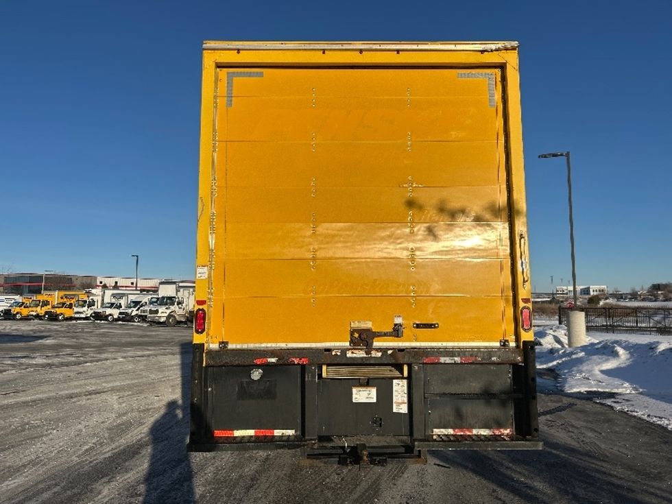 Medium Duty Box Truck-Light and Medium Duty Trucks-International-2021-MV607-Windsor-WI-211,341\n\t\tmiles-$ 39,500 - Image 7