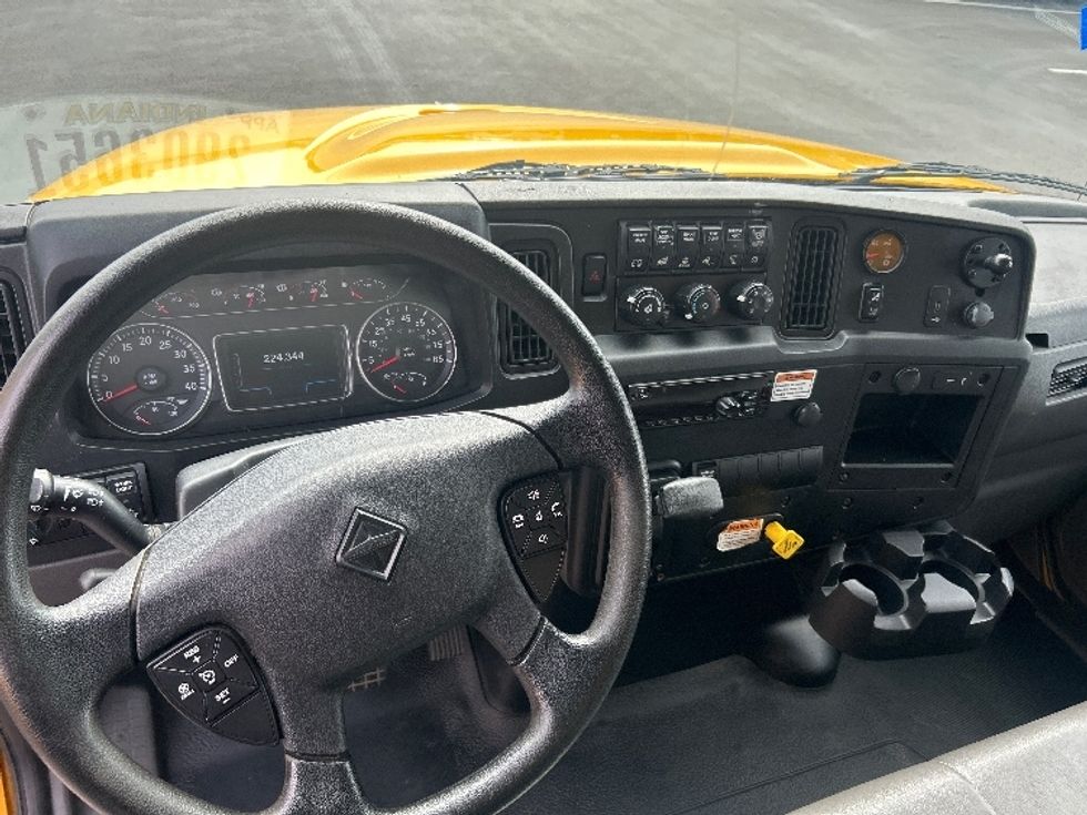 Medium Duty Box Truck-Light and Medium Duty Trucks-International-2021-MV607-Windsor-WI-224,345\n\t\tmiles-$ 40,000 - Image 18