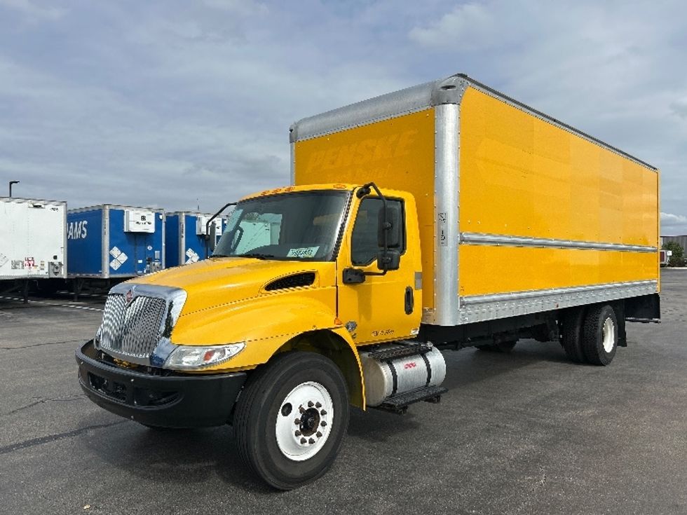Medium Duty Box Truck-Light and Medium Duty Trucks-International-2021-MV607-Windsor-WI-224,345\n\t\tmiles-$ 40,000 - Image 3