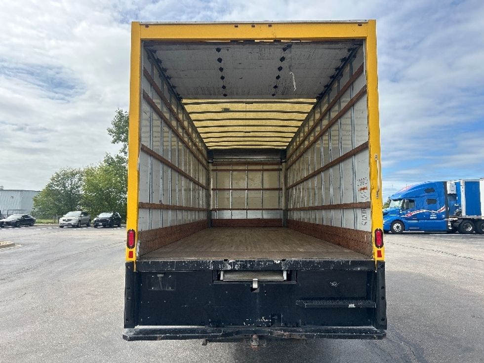 Medium Duty Box Truck-Light and Medium Duty Trucks-International-2021-MV607-Windsor-WI-224,345\n\t\tmiles-$ 40,000 - Image 8