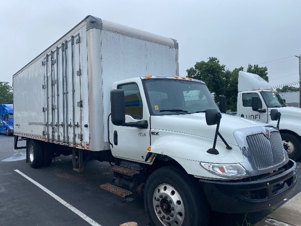 Medium Duty Box Truck-Light and Medium Duty Trucks-International-2021-MV607-York-PA-312,391\n\t\tmiles-$ 11,500 - Image 1