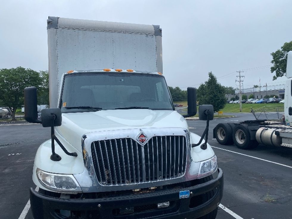 Medium Duty Box Truck-Light and Medium Duty Trucks-International-2021-MV607-York-PA-312,391\n\t\tmiles-$ 11,500 - Image 2