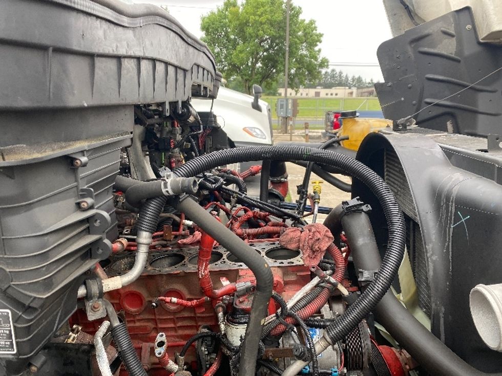 Medium Duty Box Truck-Light and Medium Duty Trucks-International-2021-MV607-York-PA-312,391\n\t\tmiles-$ 11,500 - Image 23