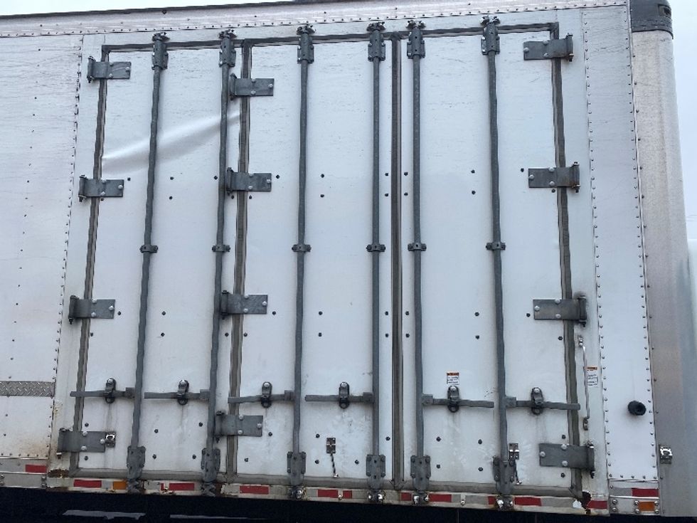 Medium Duty Box Truck-Light and Medium Duty Trucks-International-2021-MV607-York-PA-312,391\n\t\tmiles-$ 11,500 - Image 25