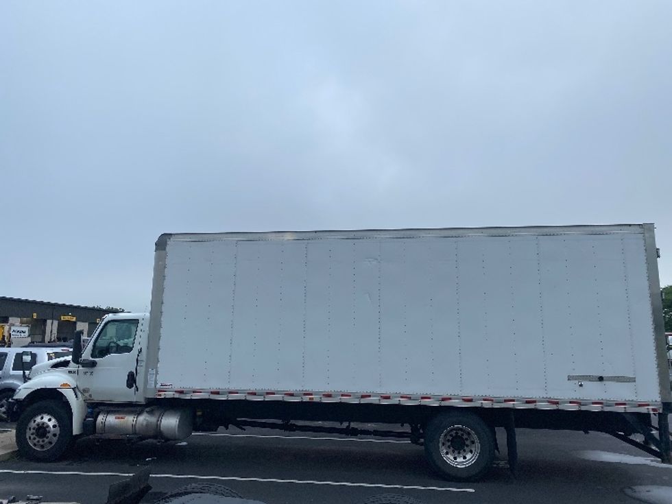 Medium Duty Box Truck-Light and Medium Duty Trucks-International-2021-MV607-York-PA-312,391\n\t\tmiles-$ 11,500 - Image 4