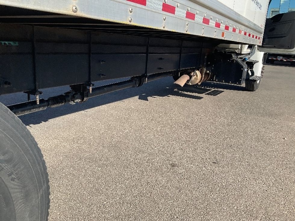 Medium Duty Box Truck-Light and Medium Duty Trucks-International-2021-MV607-Yuma-AZ-182,959\n\t\tmiles-$ 59,000 - Image 10