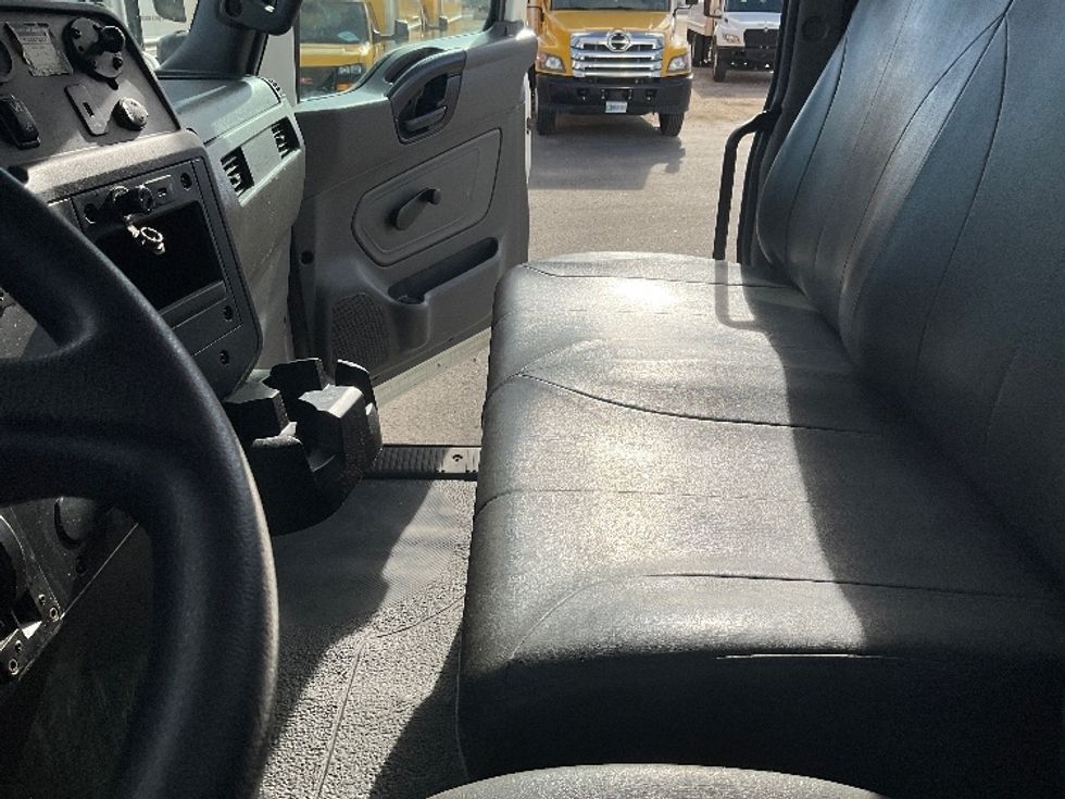 Medium Duty Box Truck-Light and Medium Duty Trucks-International-2021-MV607-Yuma-AZ-182,959\n\t\tmiles-$ 59,000 - Image 19