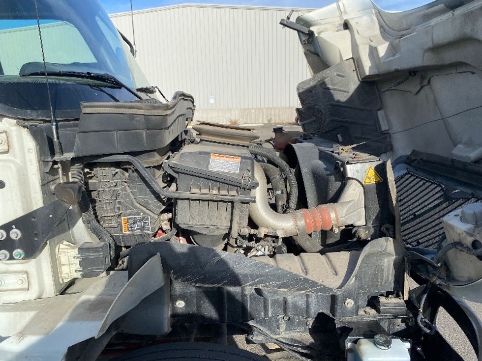 Medium Duty Box Truck-Light and Medium Duty Trucks-International-2021-MV607-Yuma-AZ-192,719\n\t\tmiles-$ 51,000 - Image 23
