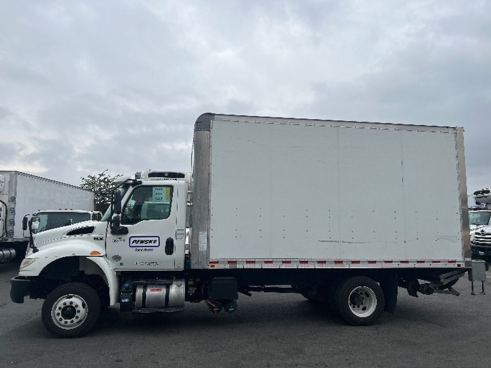 Medium Duty Box Truck-Light and Medium Duty Trucks-International-2021-MV607LP-City Of Industry-CA-82,328\n\t\tmiles-$ 58,750 - Image 4