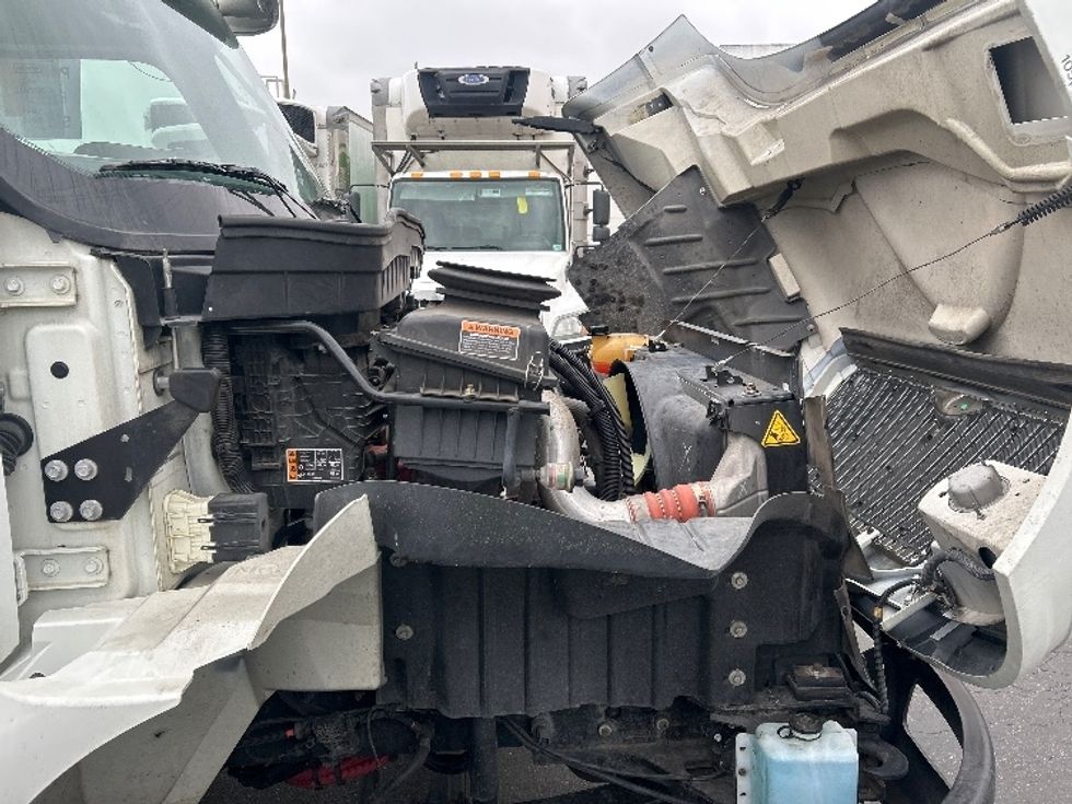 Medium Duty Box Truck-Light and Medium Duty Trucks-International-2021-MV607LP-City Of Industry-CA-82,328\n\t\tmiles-$ 58,750 - Image 22