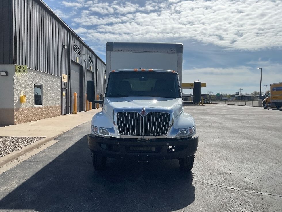 Medium Duty Box Truck-Light and Medium Duty Trucks-International-2021-MV607LP-Milwaukee-WI-255,405\n\t\tmiles-$ 29,500 - Image 2