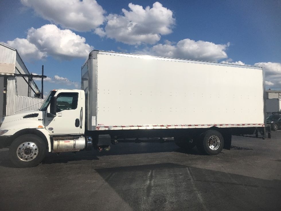 Medium Duty Box Truck-Light and Medium Duty Trucks-International-2022-MV607-Akron-OH-164,809\n\t\tmiles-$ 52,750 - Image 4