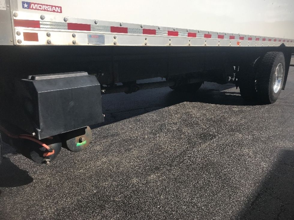 Medium Duty Box Truck-Light and Medium Duty Trucks-International-2022-MV607-Akron-OH-164,809\n\t\tmiles-$ 52,750 - Image 5