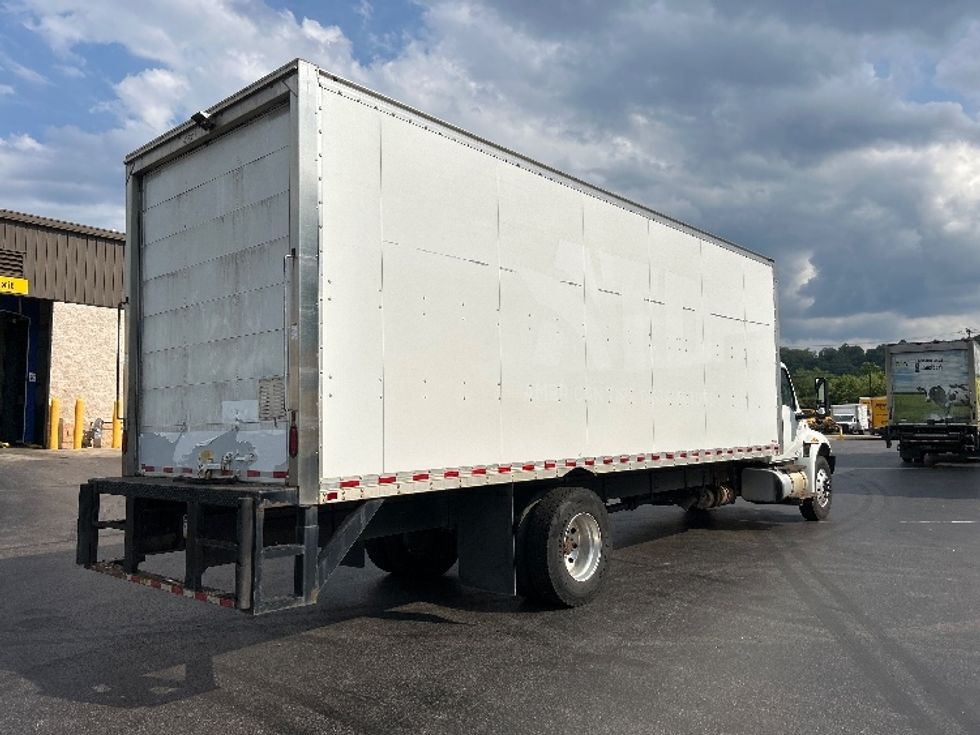 Medium Duty Box Truck-Light and Medium Duty Trucks-International-2022-MV607-Akron-OH-181,932\n\t\tmiles-$ 45,000 - Image 13