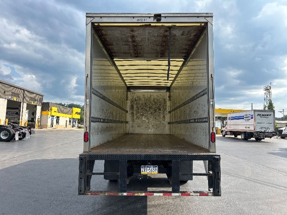 Medium Duty Box Truck-Light and Medium Duty Trucks-International-2022-MV607-Akron-OH-181,932\n\t\tmiles-$ 45,000 - Image 8