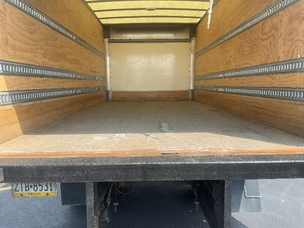 Medium Duty Box Truck-Light and Medium Duty Trucks-International-2022-MV607-Akron-OH-193,240\n\t\tmiles-$ 43,500 - Image 10