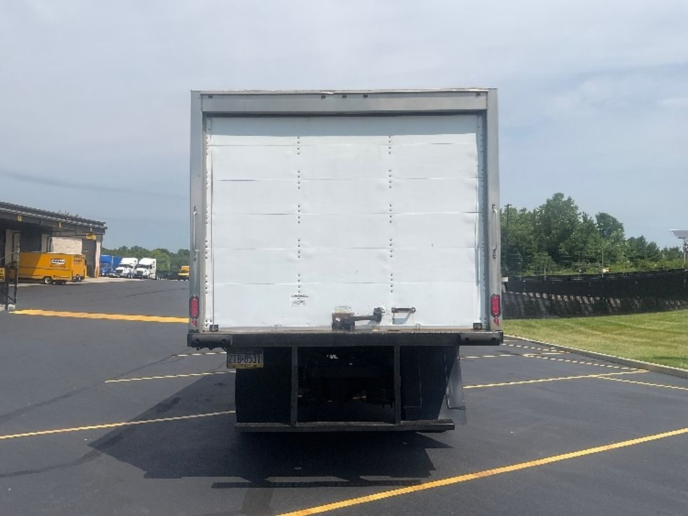 Medium Duty Box Truck-Light and Medium Duty Trucks-International-2022-MV607-Akron-OH-193,240\n\t\tmiles-$ 43,500 - Image 7