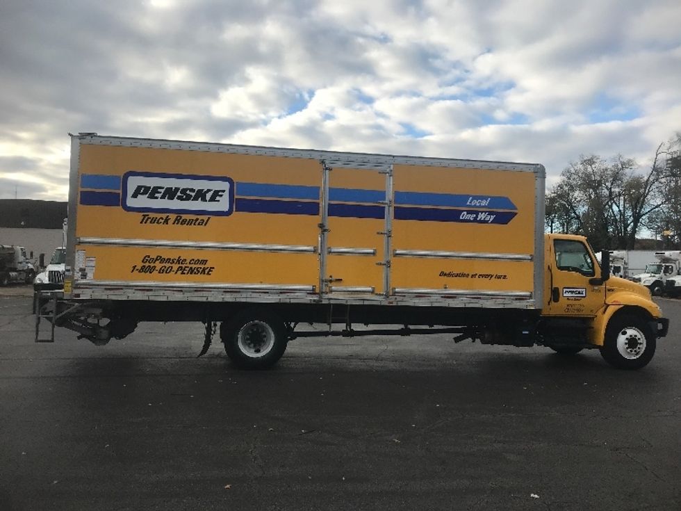 Medium Duty Box Truck-Light and Medium Duty Trucks-International-2022-MV607-Akron-OH-211,431\n\t\tmiles-$ 49,500 - Image 15
