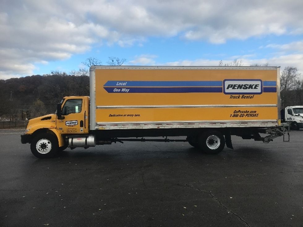 Medium Duty Box Truck-Light and Medium Duty Trucks-International-2022-MV607-Akron-OH-211,431\n\t\tmiles-$ 49,500 - Image 4
