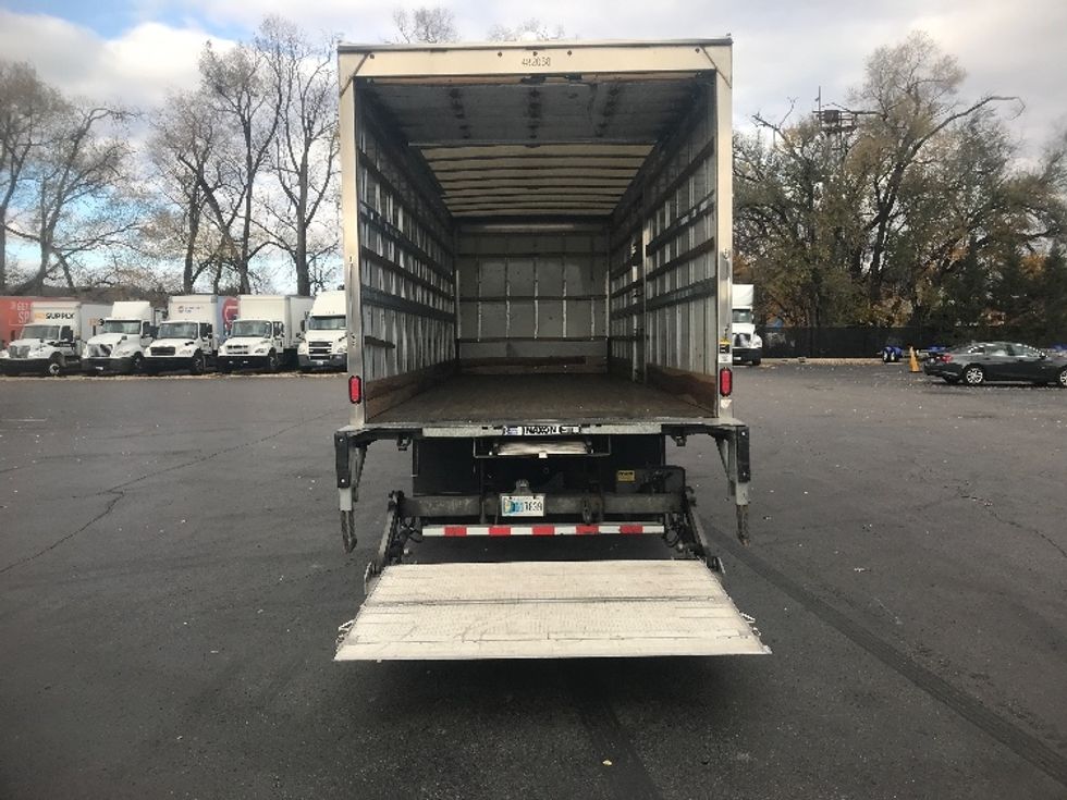 Medium Duty Box Truck-Light and Medium Duty Trucks-International-2022-MV607-Akron-OH-211,431\n\t\tmiles-$ 49,500 - Image 9