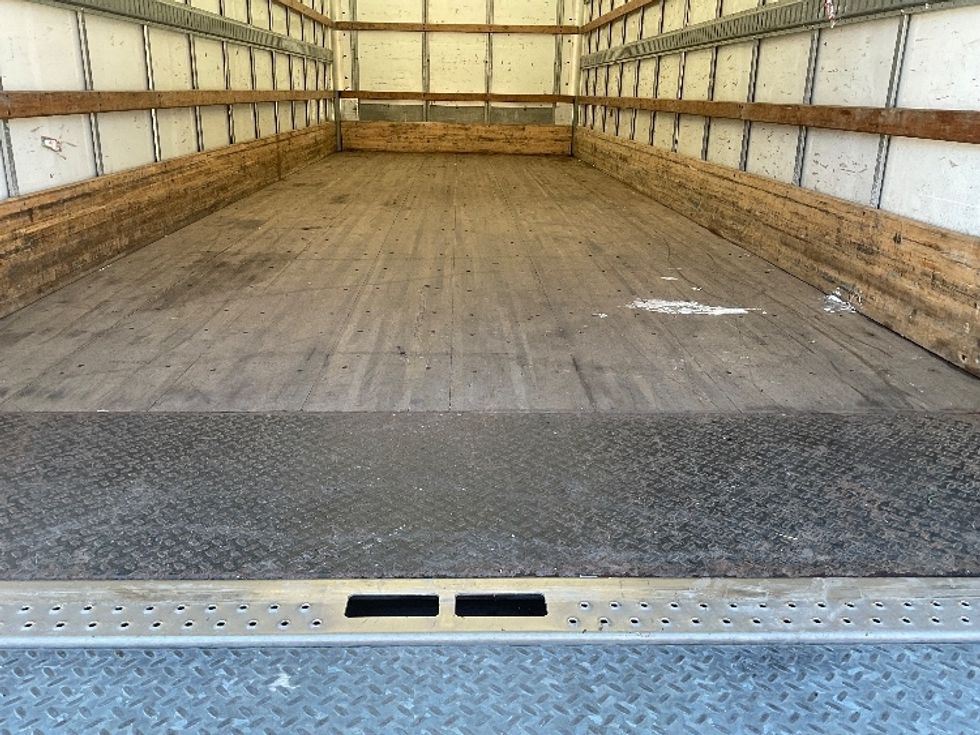 Medium Duty Box Truck-Light and Medium Duty Trucks-International-2022-MV607-Akron-OH-222,123\n\t\tmiles-$ 48,750 - Image 10
