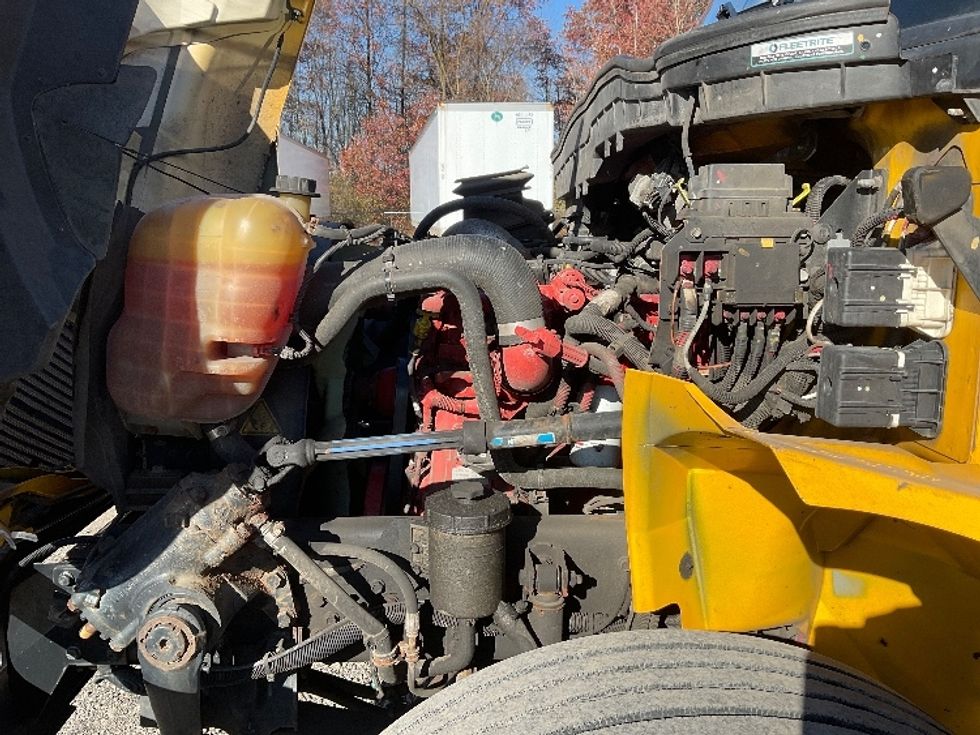 Medium Duty Box Truck-Light and Medium Duty Trucks-International-2022-MV607-Akron-OH-222,123\n\t\tmiles-$ 48,750 - Image 23