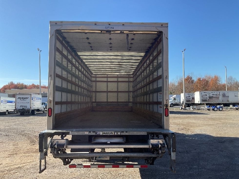 Medium Duty Box Truck-Light and Medium Duty Trucks-International-2022-MV607-Akron-OH-222,123\n\t\tmiles-$ 48,750 - Image 8