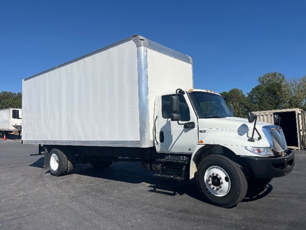 Medium Duty Box Truck-Light and Medium Duty Trucks-International-2022-MV607-Alabaster-AL-89,315\n\t\tmiles-$ 73,750 - Image 1