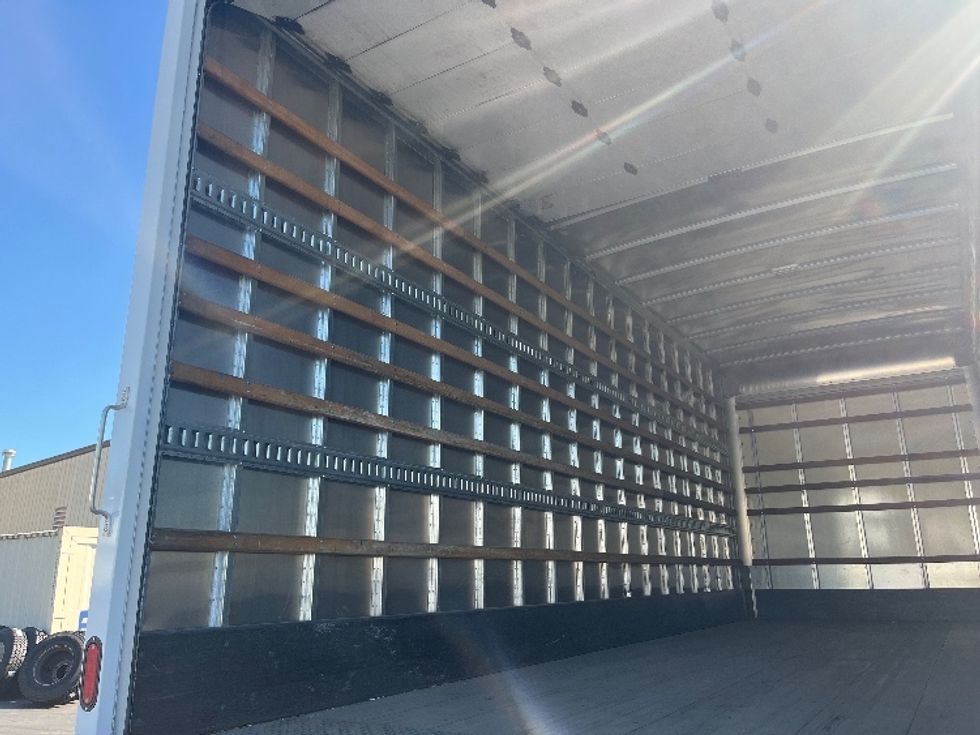 Medium Duty Box Truck-Light and Medium Duty Trucks-International-2022-MV607-Alabaster-AL-89,315\n\t\tmiles-$ 73,750 - Image 11