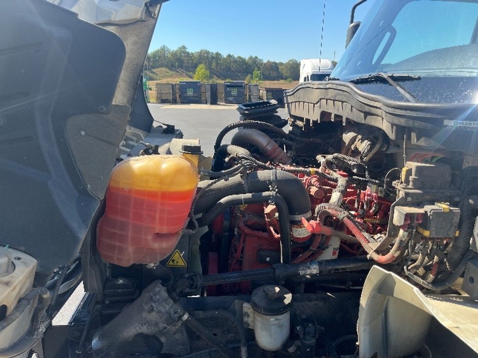 Medium Duty Box Truck-Light and Medium Duty Trucks-International-2022-MV607-Alabaster-AL-89,315\n\t\tmiles-$ 73,750 - Image 24