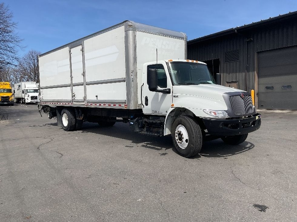 Medium Duty Box Truck-Light and Medium Duty Trucks-International-2022-MV607-Albany-NY-145,428\n\t\tmiles-$ 55,500 - Image 1
