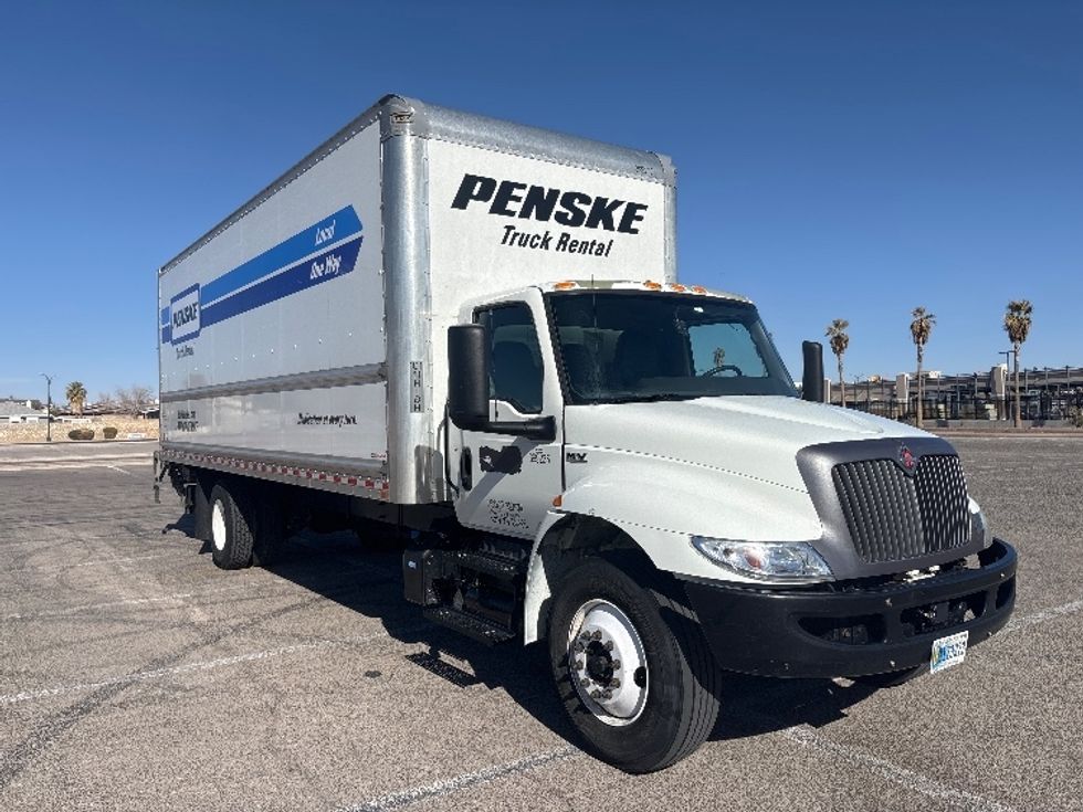 Medium Duty Box Truck-Light and Medium Duty Trucks-International-2022-MV607-Albuquerque-NM-296,614\n\t\tmiles-$ 39,000 - Image 1