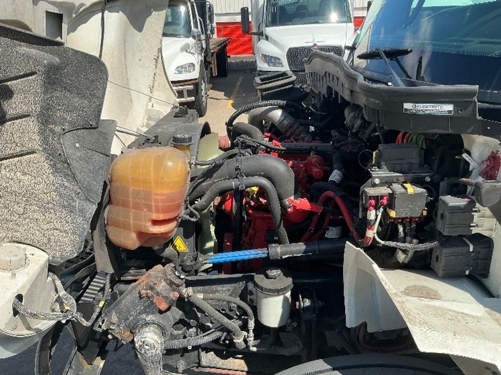 Medium Duty Box Truck-Light and Medium Duty Trucks-International-2022-MV607-Allen Park-MI-147,784\n\t\tmiles-$ 66,500 - Image 24