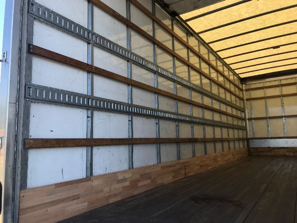 Medium Duty Box Truck-Light and Medium Duty Trucks-International-2022-MV607-Allentown-PA-251,902\n\t\tmiles-$ 42,250 - Image 11