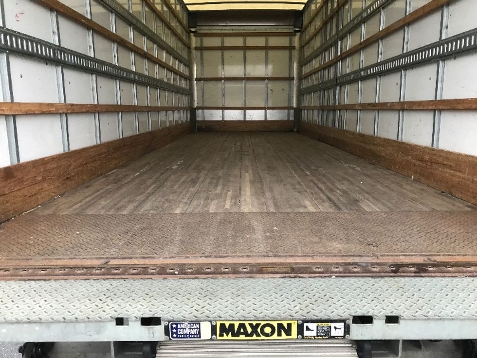 Medium Duty Box Truck-Light and Medium Duty Trucks-International-2022-MV607-Allentown-PA-96,101\n\t\tmiles-$ 70,750 - Image 10