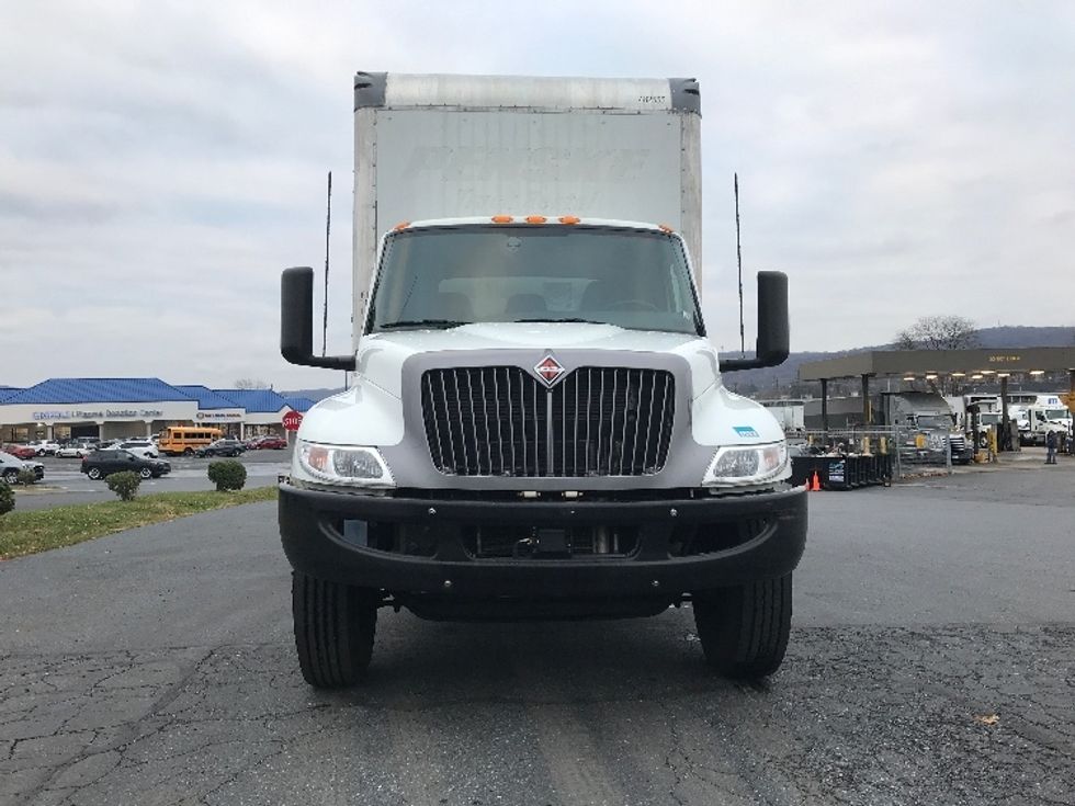 Medium Duty Box Truck-Light and Medium Duty Trucks-International-2022-MV607-Allentown-PA-96,101\n\t\tmiles-$ 70,750 - Image 2