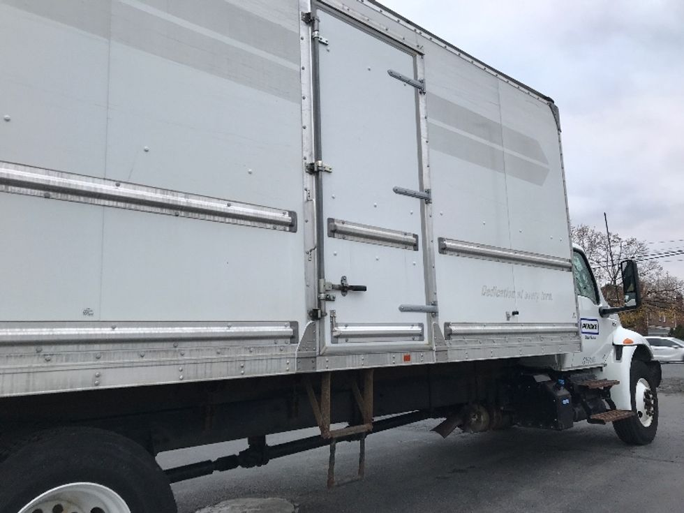 Medium Duty Box Truck-Light and Medium Duty Trucks-International-2022-MV607-Allentown-PA-96,101\n\t\tmiles-$ 70,750 - Image 26