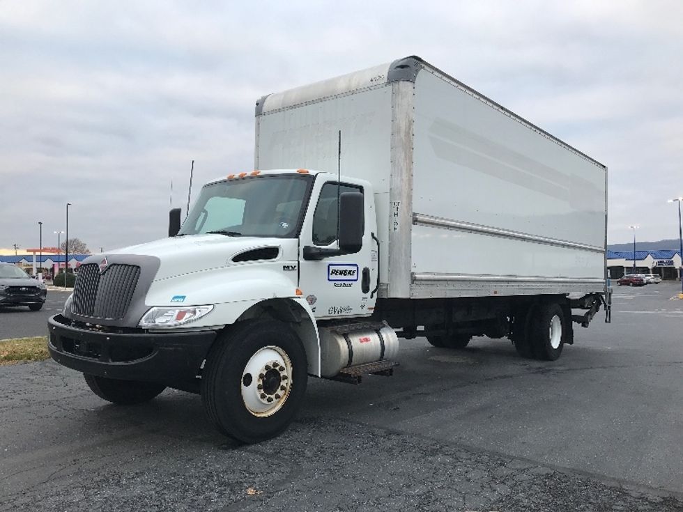 Medium Duty Box Truck-Light and Medium Duty Trucks-International-2022-MV607-Allentown-PA-96,101\n\t\tmiles-$ 70,750 - Image 3