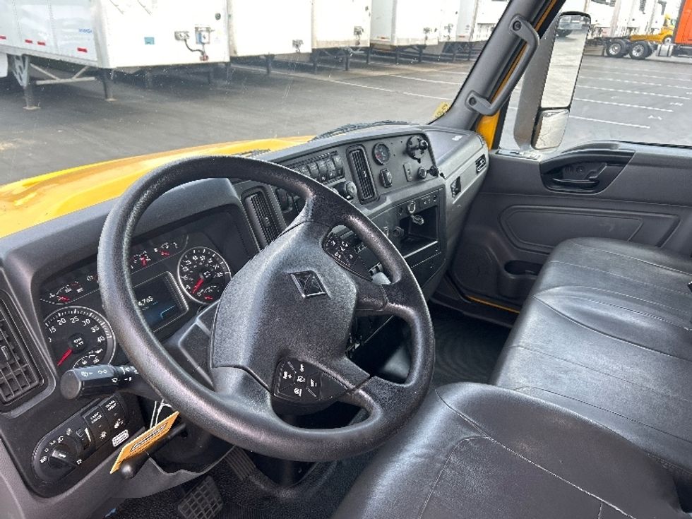 Medium Duty Box Truck-Light and Medium Duty Trucks-International-2022-MV607-Anaheim-CA-205,201\n\t\tmiles-$ 53,000 - Image 14