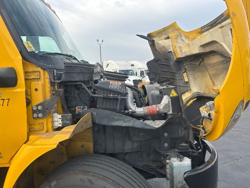 Medium Duty Box Truck-Light and Medium Duty Trucks-International-2022-MV607-Anaheim-CA-205,201\n\t\tmiles-$ 53,000 - Image 22