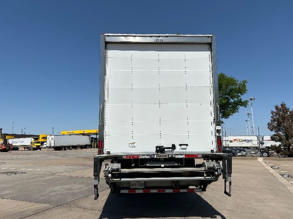 Medium Duty Box Truck-Light and Medium Duty Trucks-International-2022-MV607-Arlington-TX-150,417\n\t\tmiles-$ 66,000 - Image 7