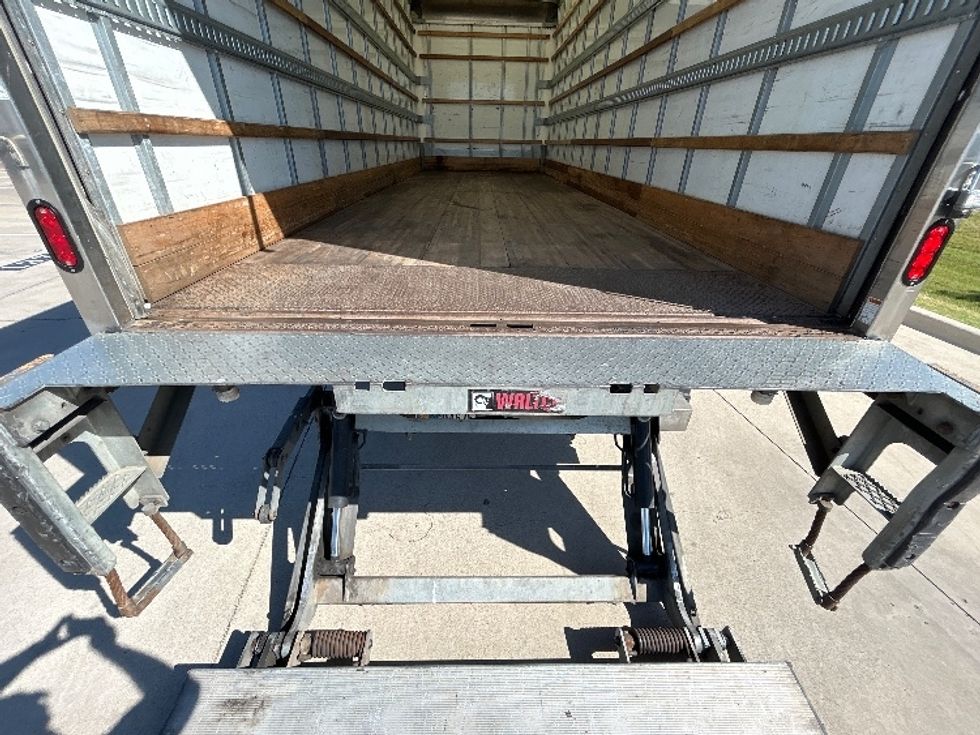 Medium Duty Box Truck-Light and Medium Duty Trucks-International-2022-MV607-Arlington-TX-297,846\n\t\tmiles-$ 35,750 - Image 10